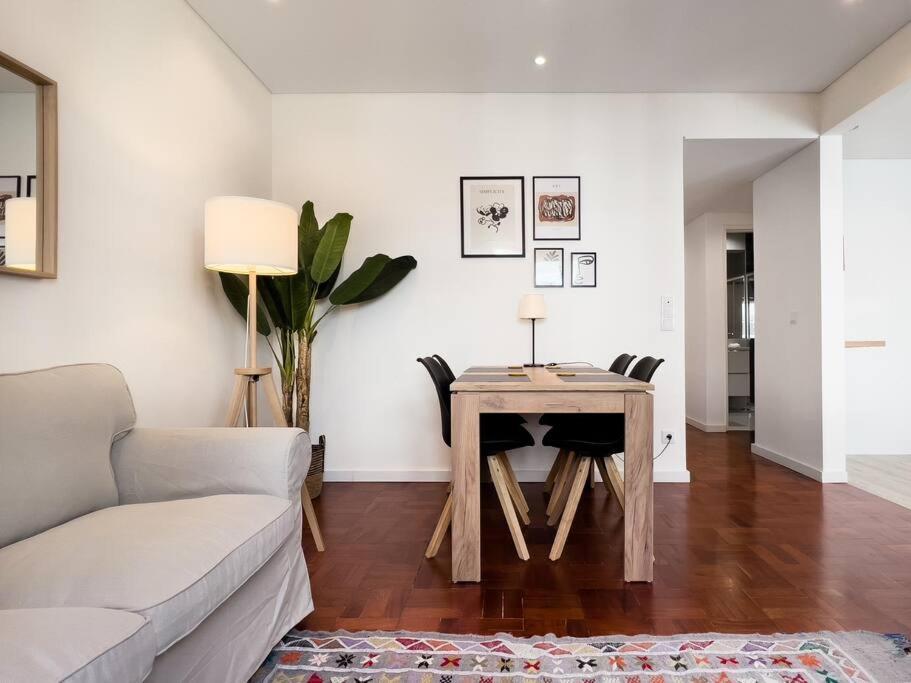 Olaias Lisbon 2 Bed Near Metro 2 Apartment Exterior photo
