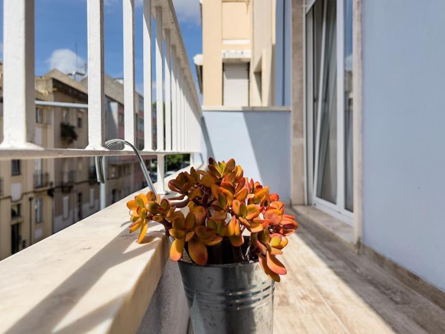 Olaias Lisbon 2 Bed Near Metro 2 Apartment Exterior photo